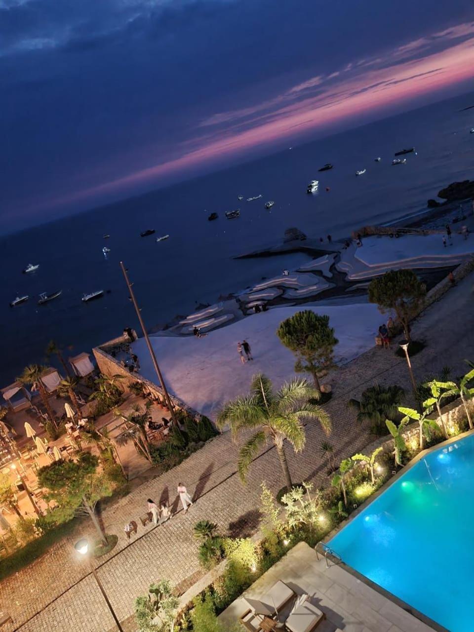 Stephen Seaside Hotel Dhërmi エクステリア 写真